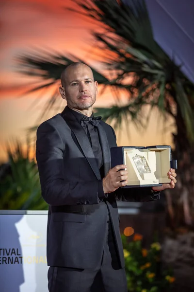 Cannes Frankreich Juli 2021 Nadav Lapid Posiert Mit Dem Preis — Stockfoto
