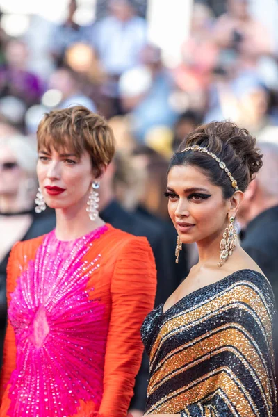 Cannes Francie Května 2022 Deepika Padukone Rebecca Hall Účastní Projekce — Stock fotografie