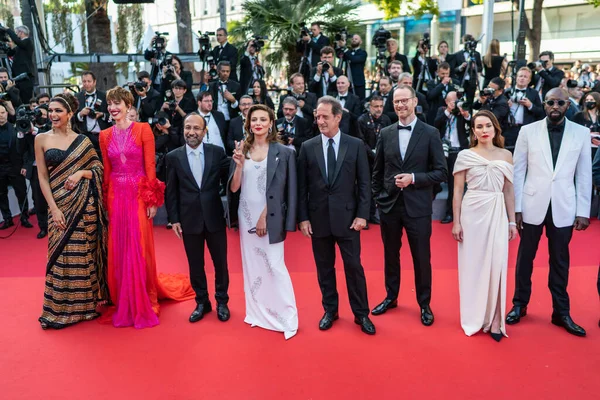 Cannes France Mai 2022 Deepika Padukone Rebecca Hall Asghar Farhadi — Photo