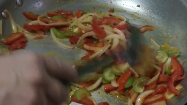 Смажені овочі — стокове відео