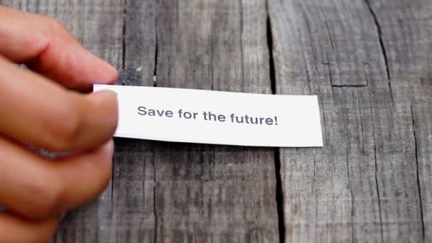 Sparen für die Zukunft — Stockvideo