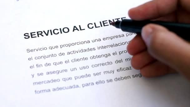 Girare il servizio clienti con una penna (in spagnolo ) — Video Stock