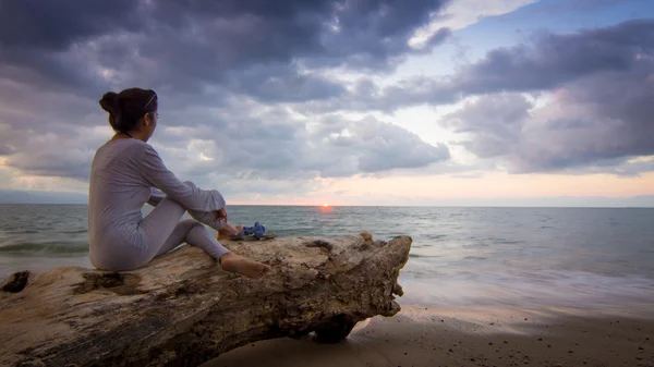 Enjoing the sunset — Stock Photo, Image