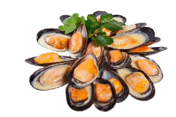 Mussels baked with parmesan and herbs — Stock Photo, Image