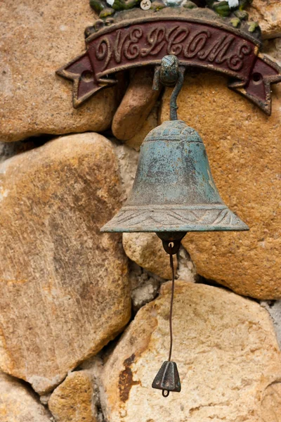 Primer plano de la antigua campana oxidada — Foto de Stock