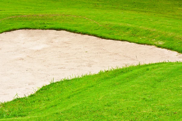 Gröna och sand bunker — Stockfoto