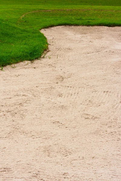 Grün- und Sandbunker — Stockfoto