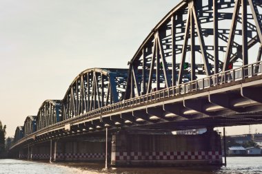 chao phraya Nehri'nin üzerinde çelik köprü