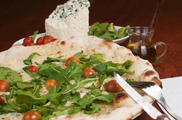 Pizza gorgonzola — Stock fotografie