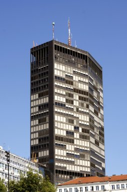Belgrad - beogradjanka, Binası kralja milana sokak