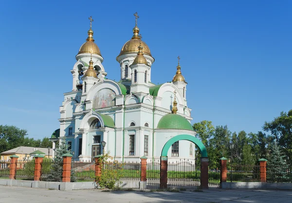 Templo en la ciudad de Nizhny Tagil. Rusia — Foto de Stock