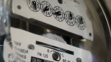 Elektrik metre elektrik maliyeti sayma