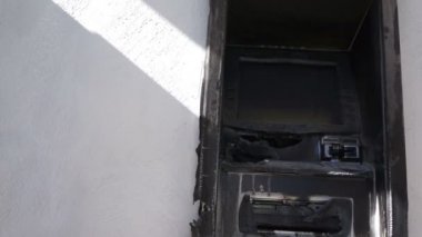 ATM banka makine yandı