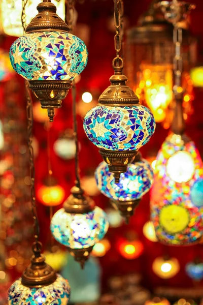 Lámparas turcas multicolor Fotos de stock