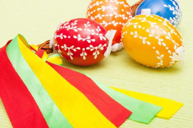 yumurta boyalı Paskalya