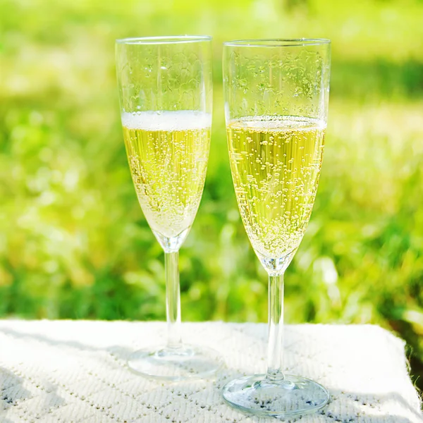 Due bicchieri di champagne — Foto Stock