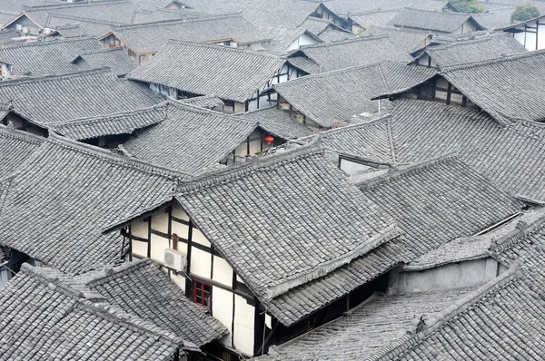 Telhados de edifícios antigos chineses — Fotografia de Stock