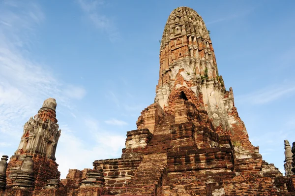 Uraltes wat in thailand — Stockfoto