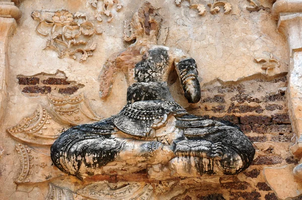 Ancient wat ruins in Chiang Mai,Thailand — Stock Photo, Image