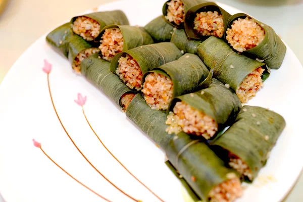 Sticky rice steamed in bamboo leaves — Stock Photo, Image