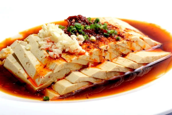 Kinesisk mat: sallad gjord av toufu — Stockfoto