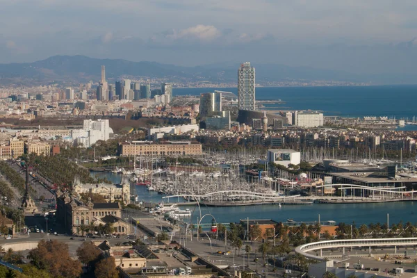 Blick über den Yachthafen von Barcelona — Stockfoto
