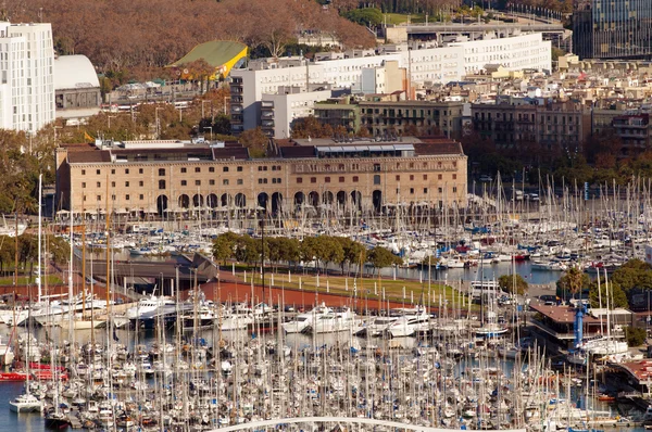 Vista sul porto turistico di Barcellona — Foto Stock
