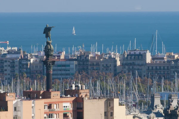 Staty av christopher columbus visar — Stockfoto