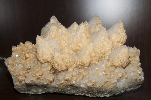 Calcite and Quartz Cluster — Stock Photo, Image