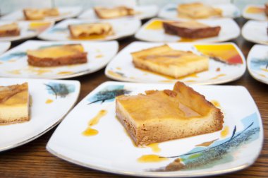 karamelli Pastalar plakaları