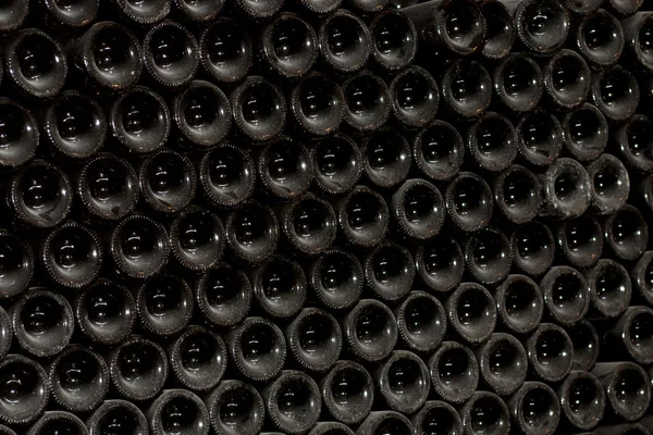 Many bottles of wine — Stock Photo, Image