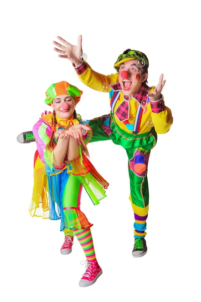 Två glada clowner i såpbubblor — Stockfoto