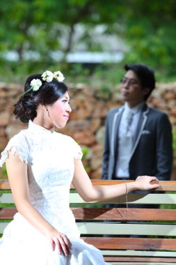 型どおりのボートとインドのハンピ寺院で驚くほどの石の丘をラウンドします。