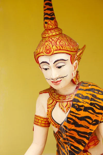 Thai deity statue — Stockfoto