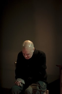 tommaso guarino tarafından Faccia scura