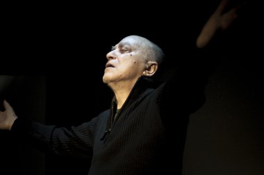 tommaso guarino tarafından Faccia scura