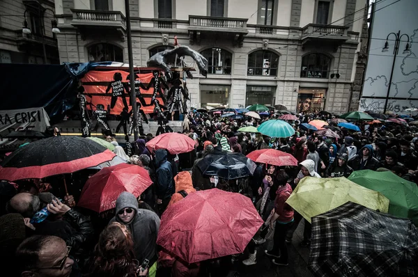 Manifestación del Primero de Mayo fiesta rave — Foto de Stock