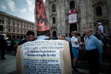 Papa benedict XVI milan 2012 yılında ziyaret.