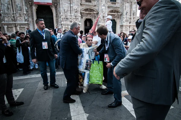 Paus Benedictus xvi bezoeken Milaan in 2012 — Stockfoto