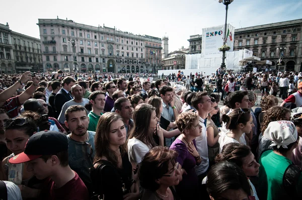 Le pape Benoît XVI visite Milan en 2012 — Photo