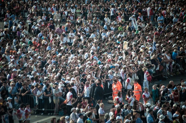 Papież Benedykt xvi odwiedzi Mediolan w 2012 roku — Zdjęcie stockowe