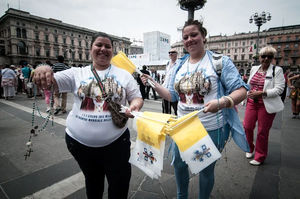 Ο Πάπας Βενέδικτος xvi επισκέψεις Μιλάνο το 2012 — Φωτογραφία Αρχείου