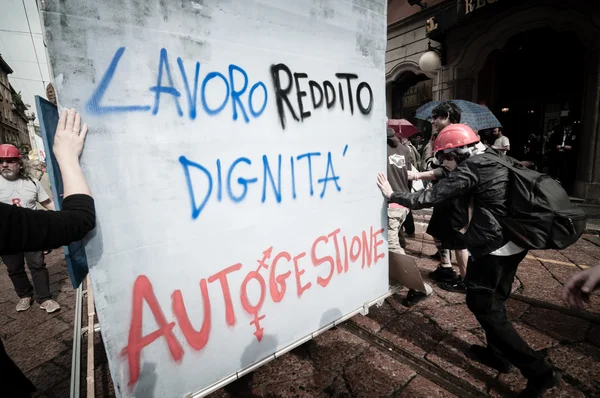 Viering van de dag van de arbeid in Milaan, 1 mei 2013 — Stockfoto