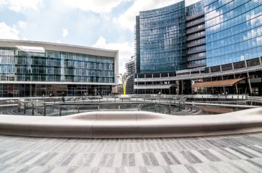iş Milano Unicredit kule kurma