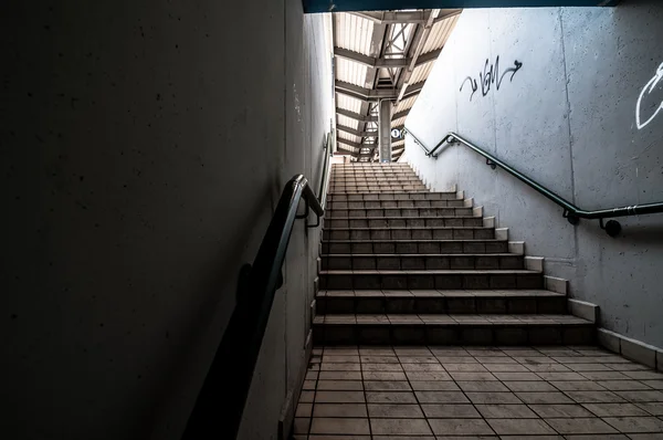 Grunge-Treppe — Stockfoto