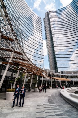 iş Milano Unicredit kule kurma