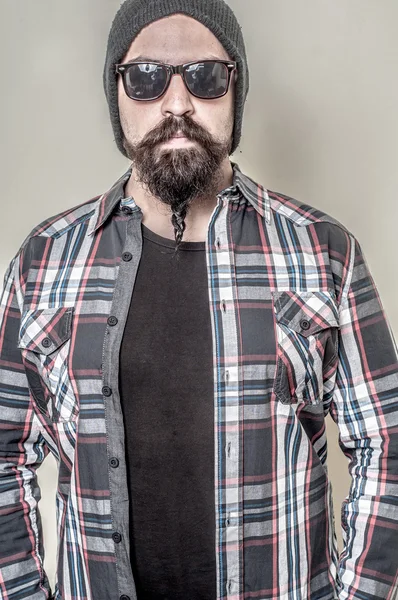 Barba larga y bigote hipster — Foto de Stock