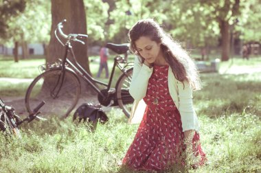 Doğu hipster vintage kadın