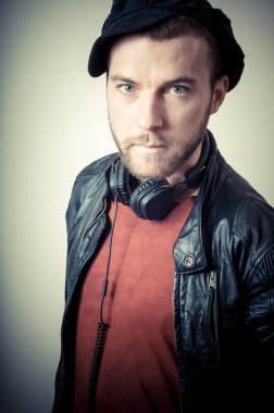 şık hipster adam portresi