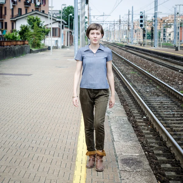 Young beautiful hipster woman walking — Stock Photo, Image